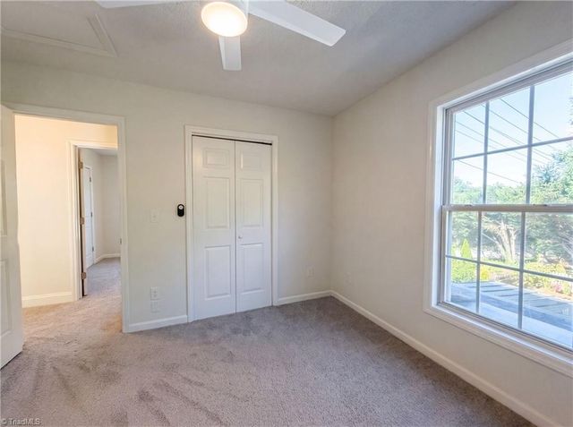 105 Jefferson Forest Court, Winston-salem, NC 27106