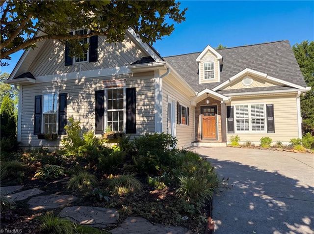 105 Jefferson Forest Court, Winston-salem, NC 27106