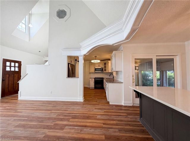 105 Jefferson Forest Court, Winston-salem, NC 27106