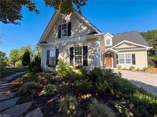 105 Jefferson Forest Court, Winston-salem, NC 27106