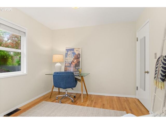 5922 Sw 47TH Ave, Portland, OR 97221