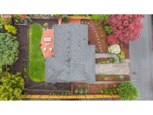 5922 Sw 47TH Ave, Portland, OR 97221