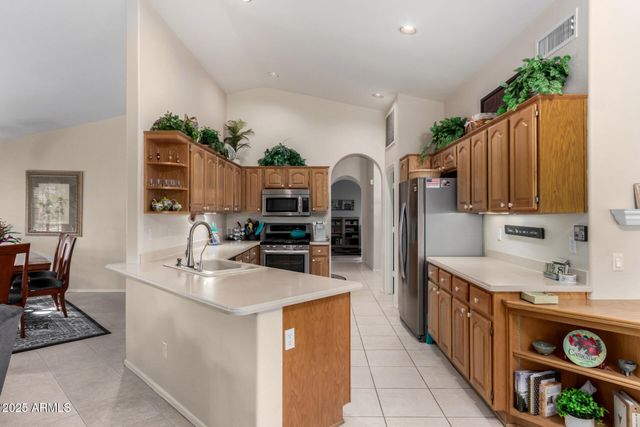 9011 E DIAMOND Drive, Sun Lakes, AZ 85248