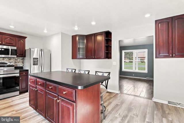 16387 SPIELMAN RD, Williamsport, MD 21795