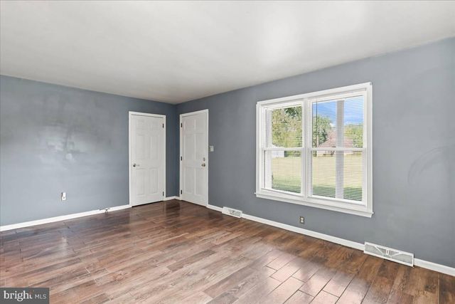 16387 SPIELMAN RD, Williamsport, MD 21795