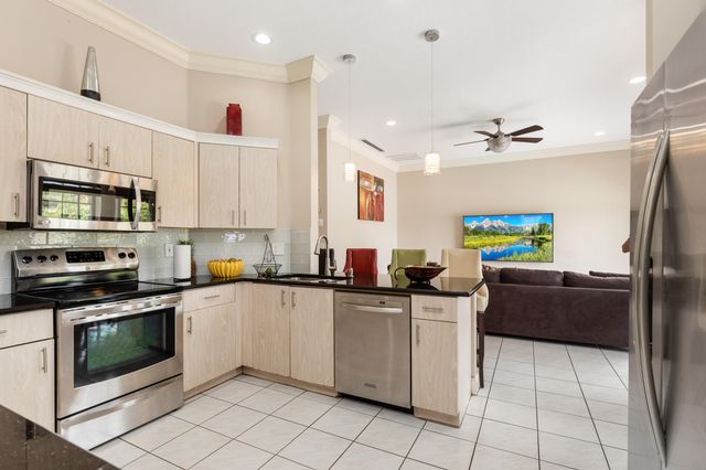 7597 NW 25th Street, Margate, FL 33063