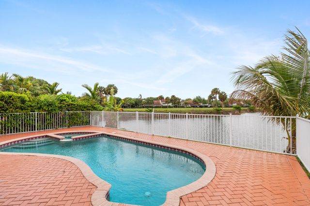 7597 NW 25th Street, Margate, FL 33063