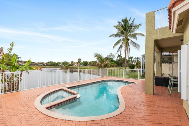 7597 NW 25th Street, Margate, FL 33063