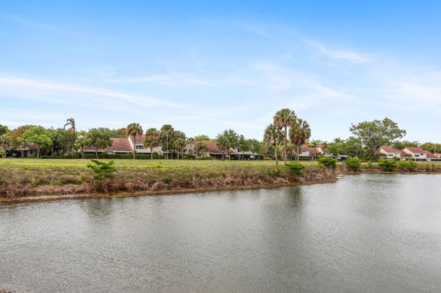 7597 NW 25th Street, Margate, FL 33063