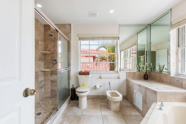 7597 NW 25th Street, Margate, FL 33063