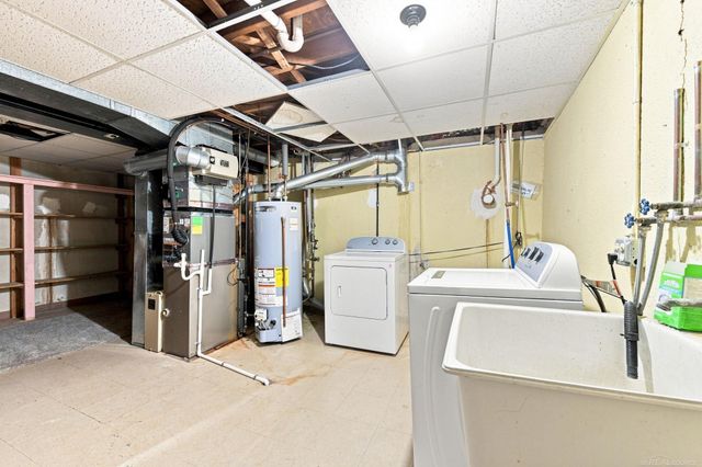 24729 Meadow Creek Drive, Harrison Twp, MI 48045