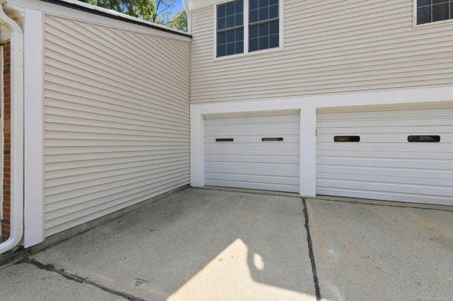 24729 Meadow Creek Drive, Harrison Twp, MI 48045