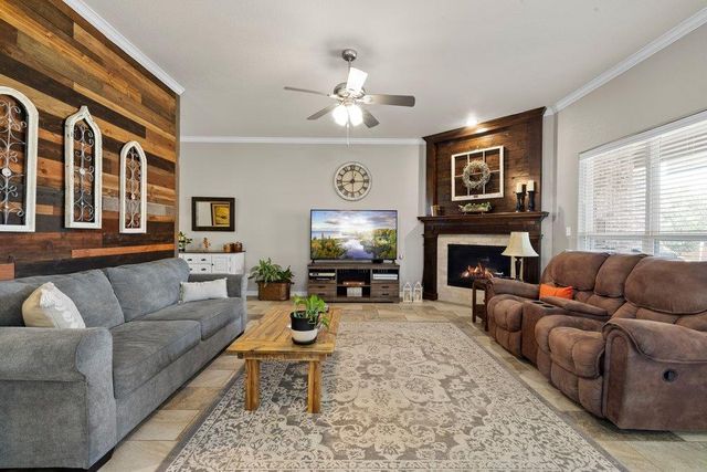 316 Shady Oaks LN, Temple, TX 76504