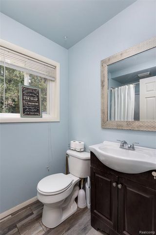 28670 Zellmer Street, Romulus, MI 48174