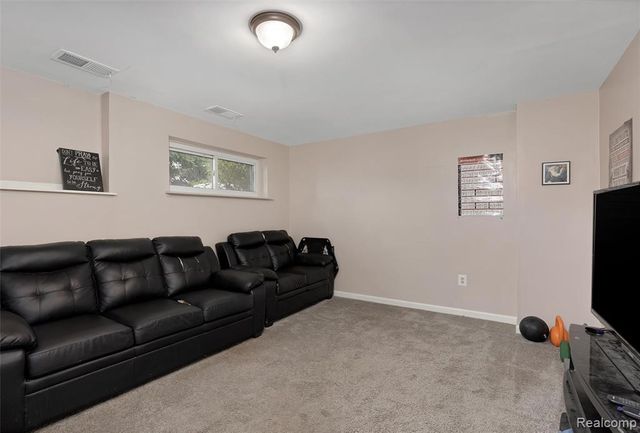 28670 Zellmer Street, Romulus, MI 48174