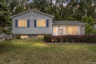 28670 Zellmer Street, Romulus, MI 48174