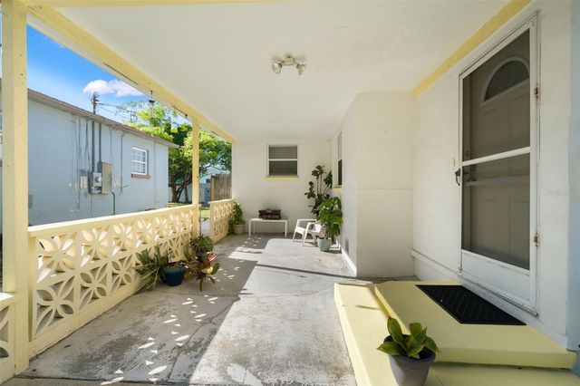 5020 OXFORD AVENUE N, St Petersburg, FL 33710