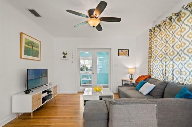 5020 OXFORD AVENUE N, St Petersburg, FL 33710