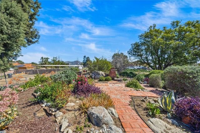 1951 Valley View Avenue, Norco, CA 92860