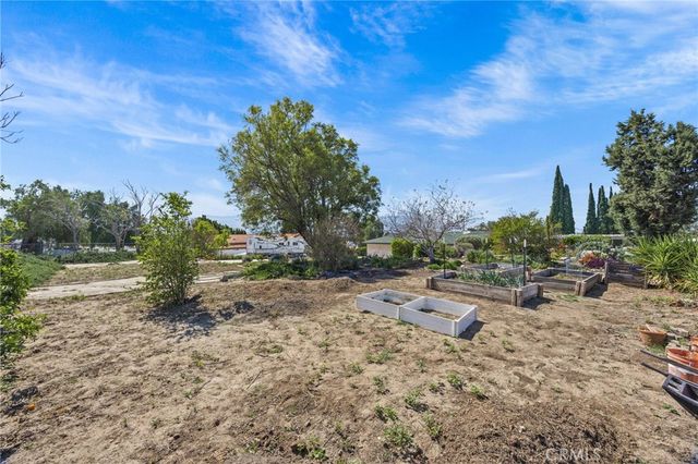 1951 Valley View Avenue, Norco, CA 92860