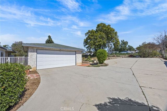 1951 Valley View Avenue, Norco, CA 92860