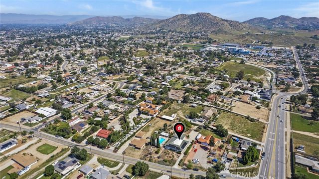 1951 Valley View Avenue, Norco, CA 92860