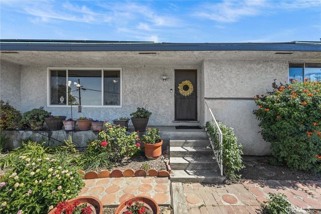 1951 Valley View Avenue, Norco, CA 92860