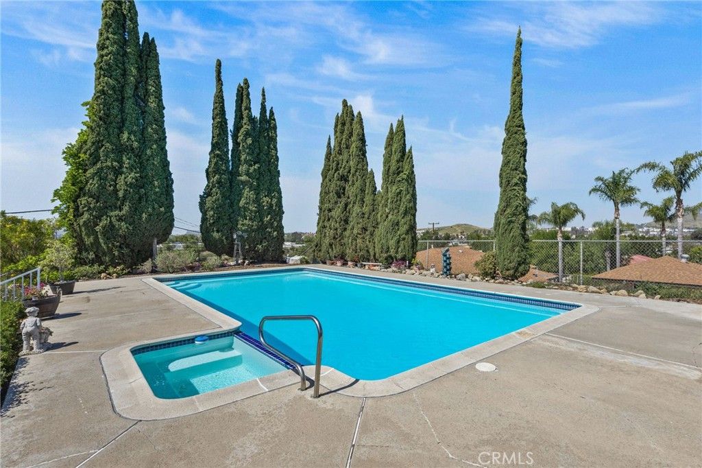 1951 Valley View Avenue, Norco, CA 92860