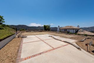 16756 Monte Hermoso Drive, Pacific Palisades, CA 90272