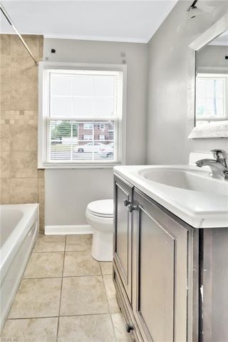 18 Janet DR, Hampton, VA 23666