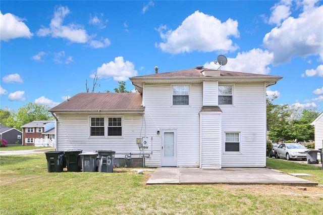 18 Janet DR, Hampton, VA 23666