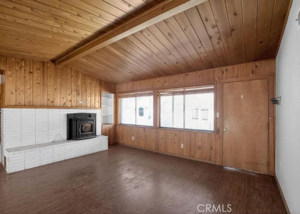 Image 1 of property listing at 452 Sirretta Street, Kernville, CA 93238