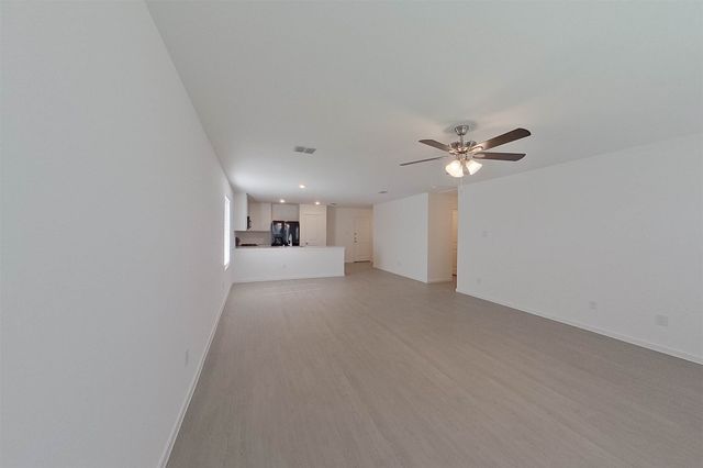 3016 Yellow Pine Avenue, Fort Worth, TX 76179