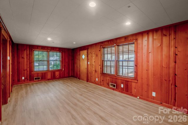 55 Maple Street, Badin, NC 28009