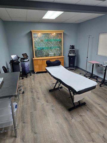 39924 US HIGHWAY 19 HIGHWAY N 39924, Tarpon Springs, FL 34689