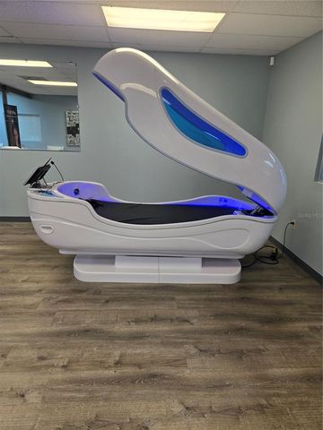 39924 US HIGHWAY 19 HIGHWAY N 39924, Tarpon Springs, FL 34689