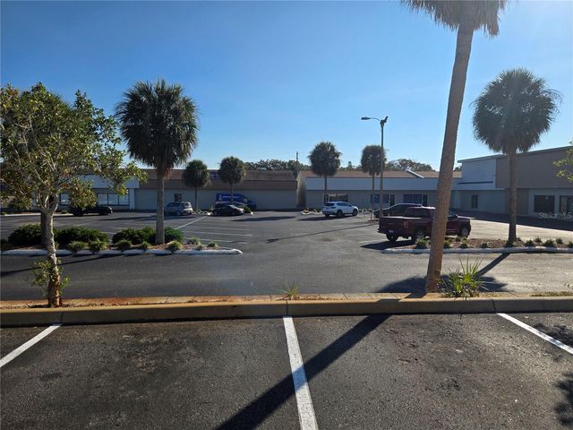 39924 US HIGHWAY 19 HIGHWAY N 39924, Tarpon Springs, FL 34689