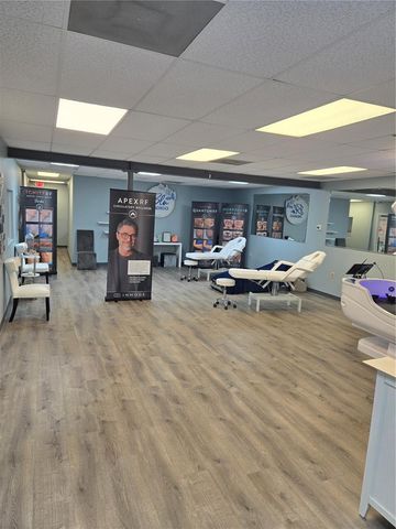 39924 US HIGHWAY 19 HIGHWAY N 39924, Tarpon Springs, FL 34689