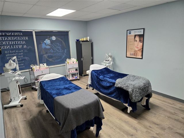 39924 US HIGHWAY 19 HIGHWAY N 39924, Tarpon Springs, FL 34689