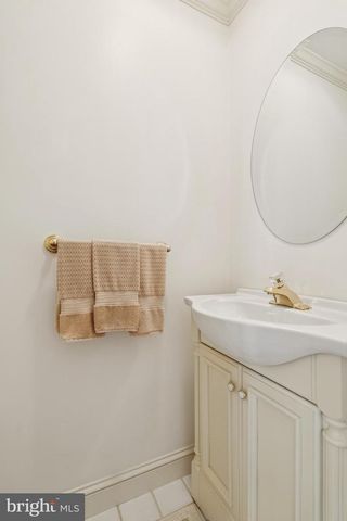 720 MAPLE CT, Moorestown, NJ 08057