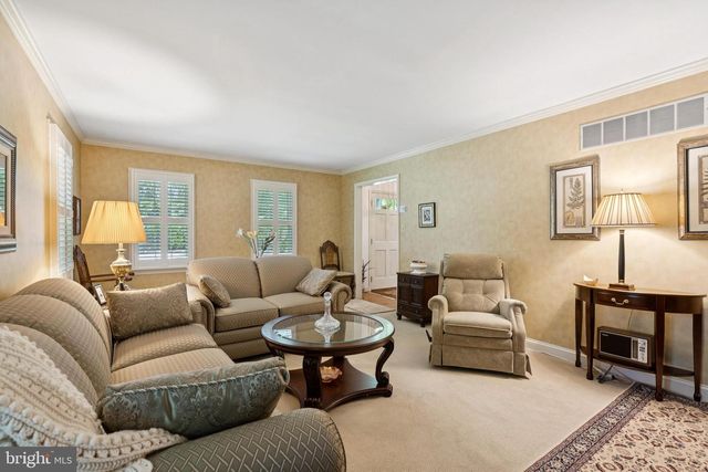 720 MAPLE CT, Moorestown, NJ 08057