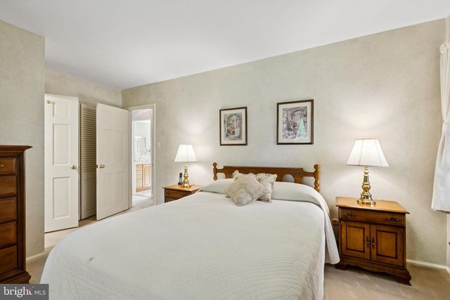 720 MAPLE CT, Moorestown, NJ 08057
