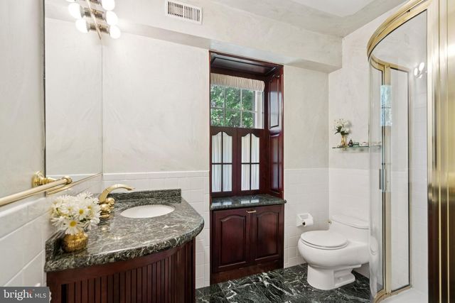 720 MAPLE CT, Moorestown, NJ 08057