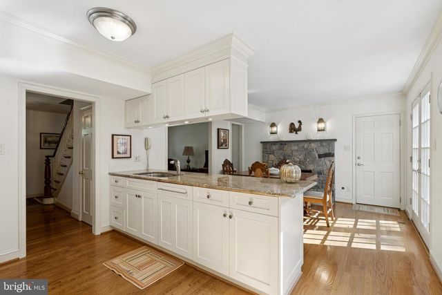 720 MAPLE CT, Moorestown, NJ 08057