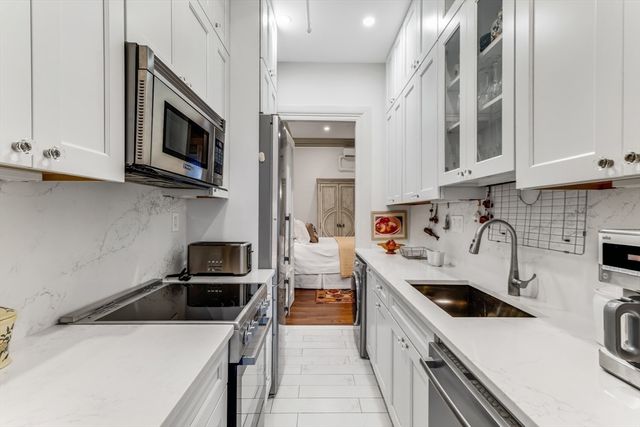 57 Commonwealth Avenue, Boston, MA 02116