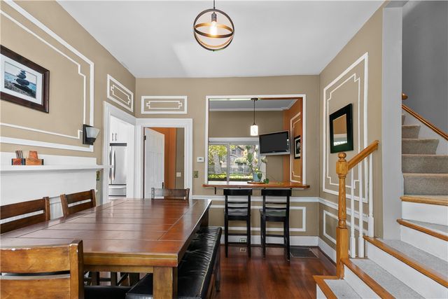 8 Johnson Court, Newport, RI 02840