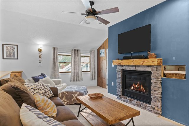 8 Johnson Court, Newport, RI 02840