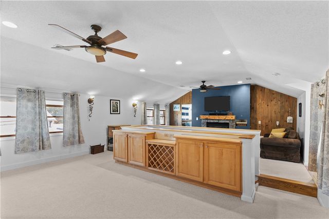 8 Johnson Court, Newport, RI 02840