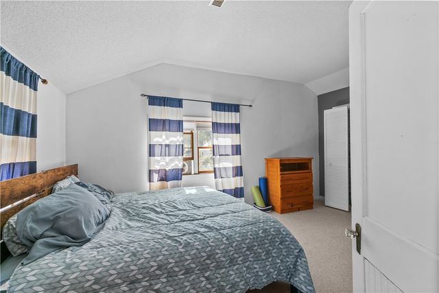 8 Johnson Court, Newport, RI 02840