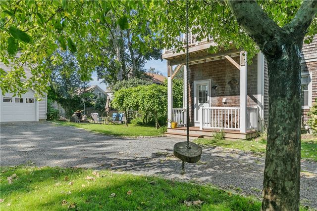 8 Johnson Court, Newport, RI 02840